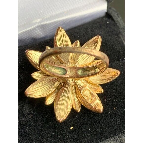 Vintage Yellow Sunflower Yellow Flower Ring Size 7 - Picture 2 of 7